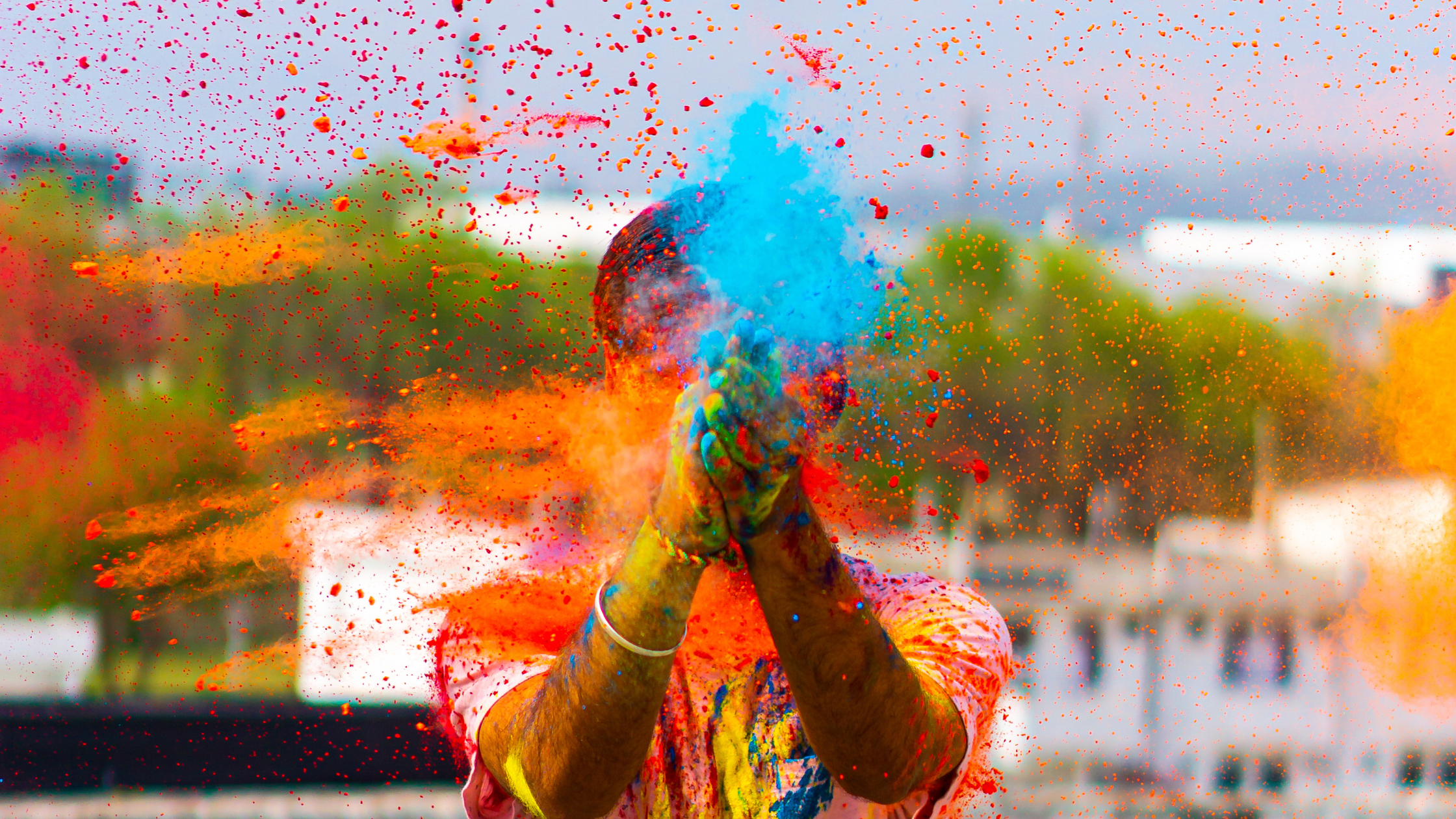 clothes during Holi